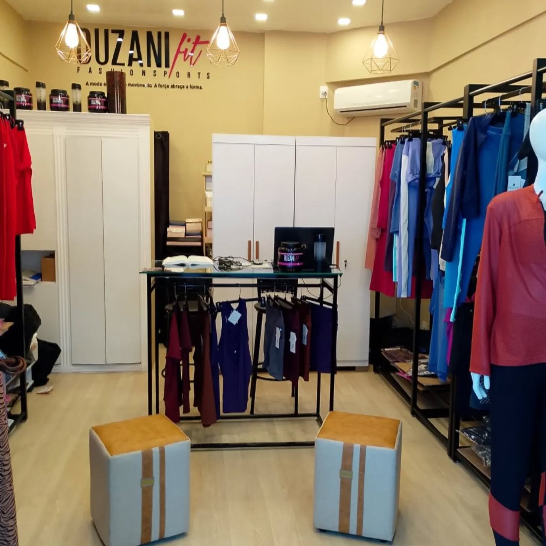 Interior da loja Duzani Fitness